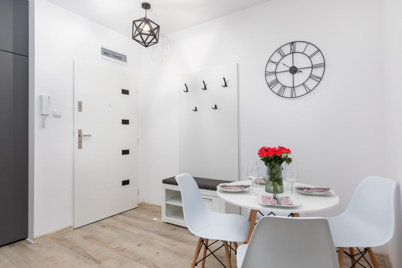 Kapitanski Mostek Apartments Kolobrzeg By Noclegi Renters Exterior photo